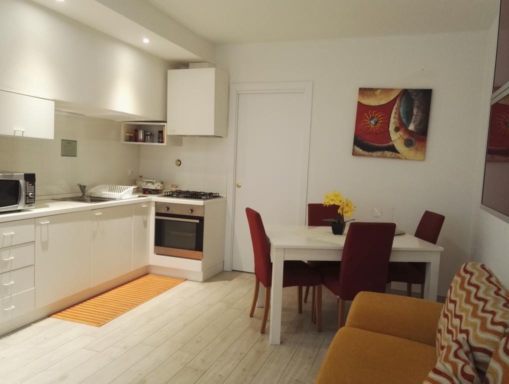 La Casa Nel Borgo Sul Lago Pisogne Extérieur photo