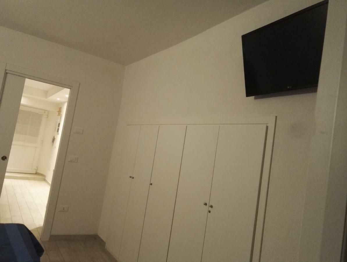 La Casa Nel Borgo Sul Lago Pisogne Extérieur photo