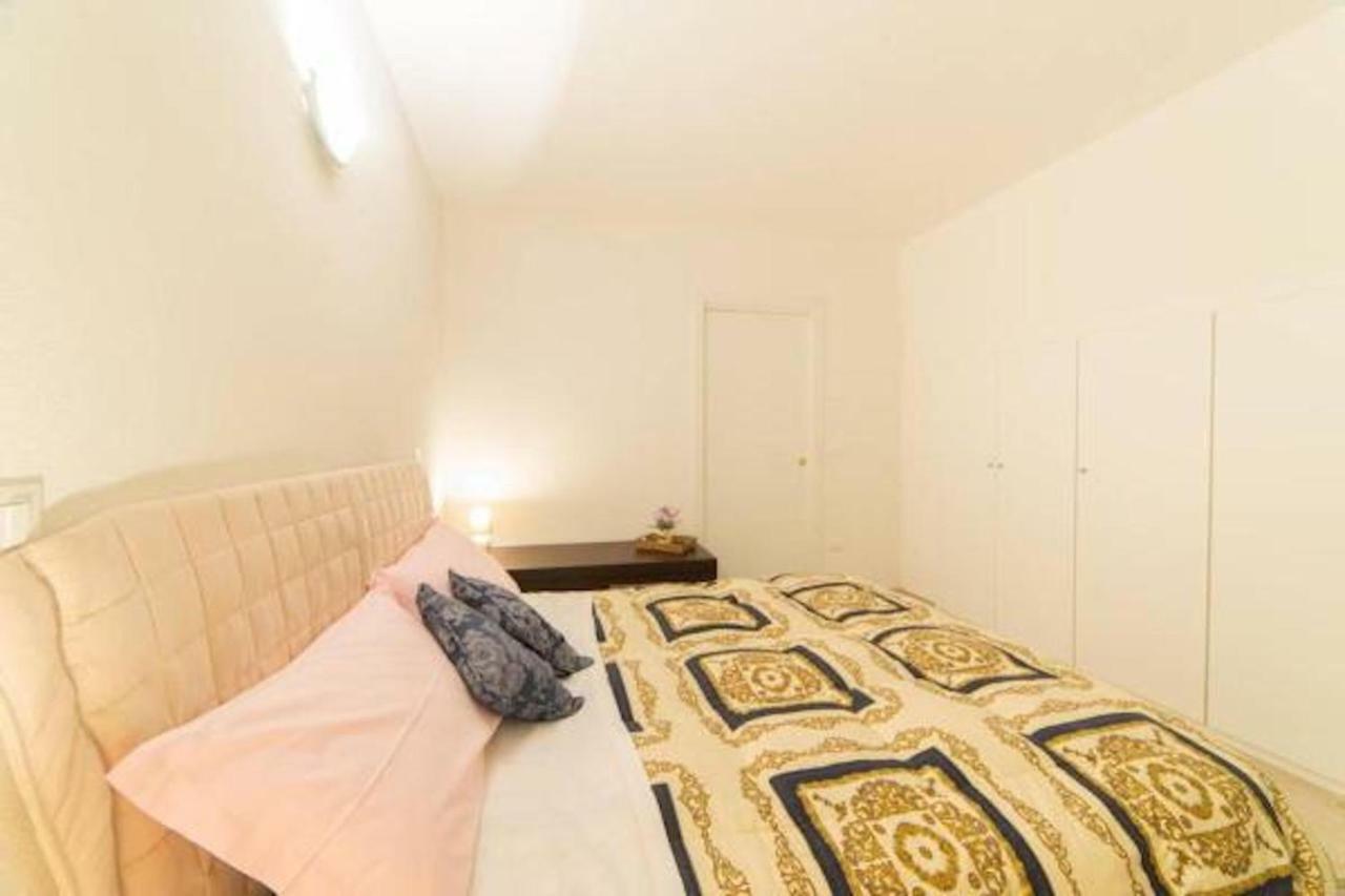 La Casa Nel Borgo Sul Lago Pisogne Extérieur photo